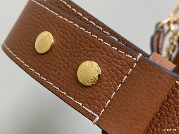 12CM x x VUITTON 20.5 LOUIS 20 - Walk and Lock 0817